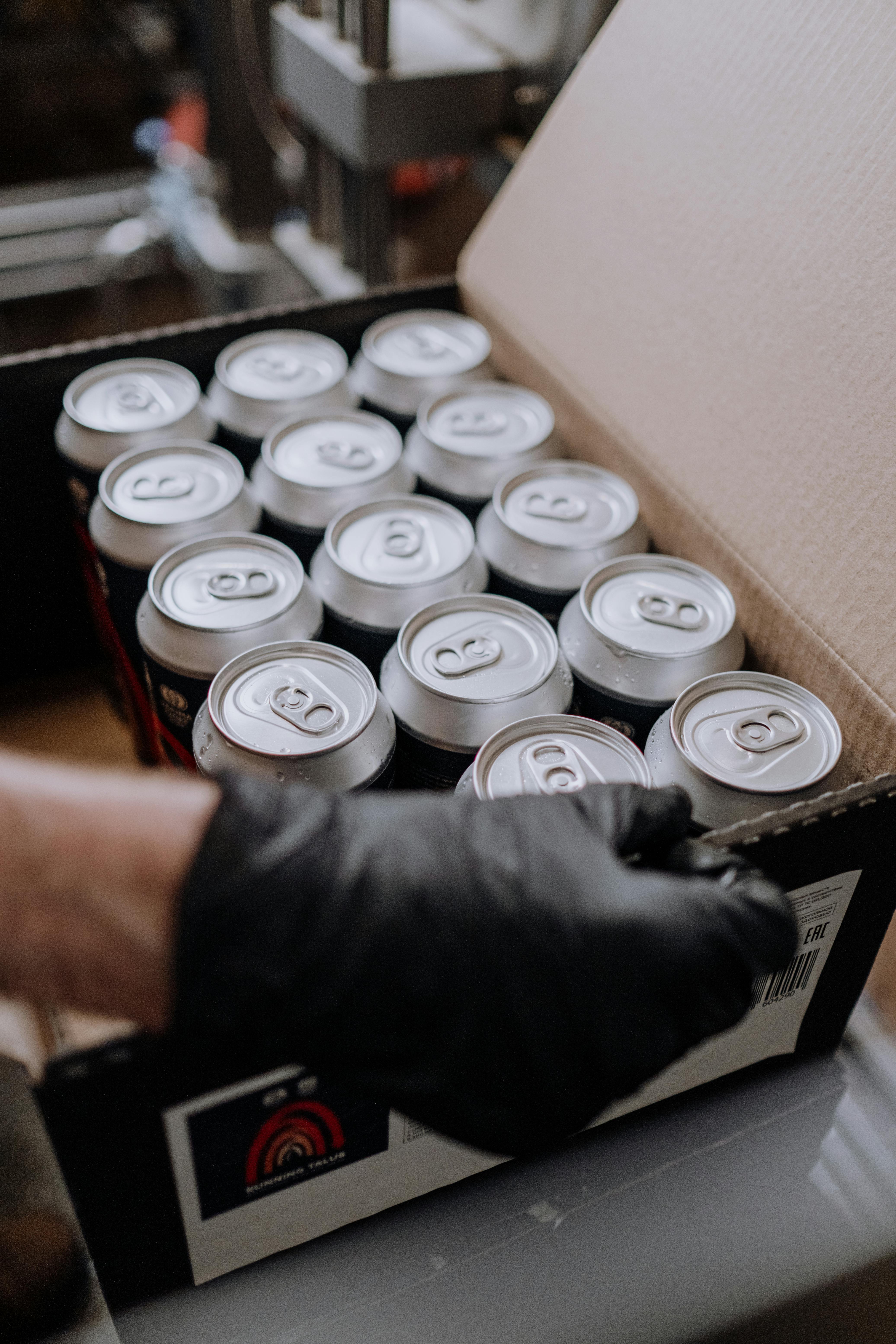 Cans packaging